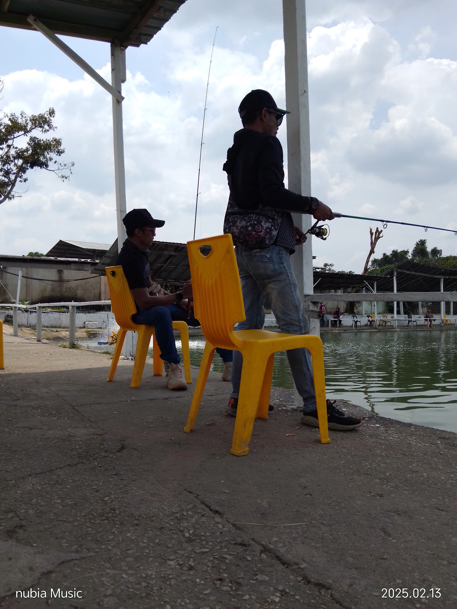 Kolam Pancing Air Masin Sungai Bakau, kolam pancing di Rawang, Selangor (gambar 3)