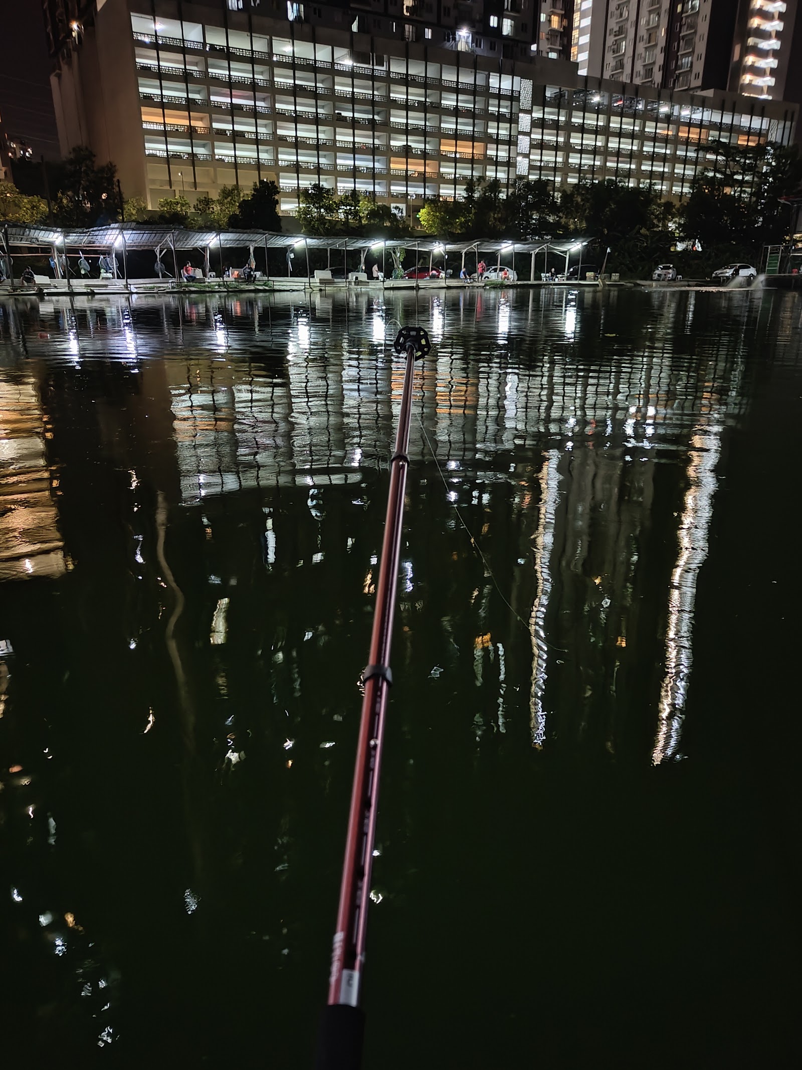 Kolam pancing ikan Bukit Jalil, kolam pancing di Kuala Lumpur (gambar 3)