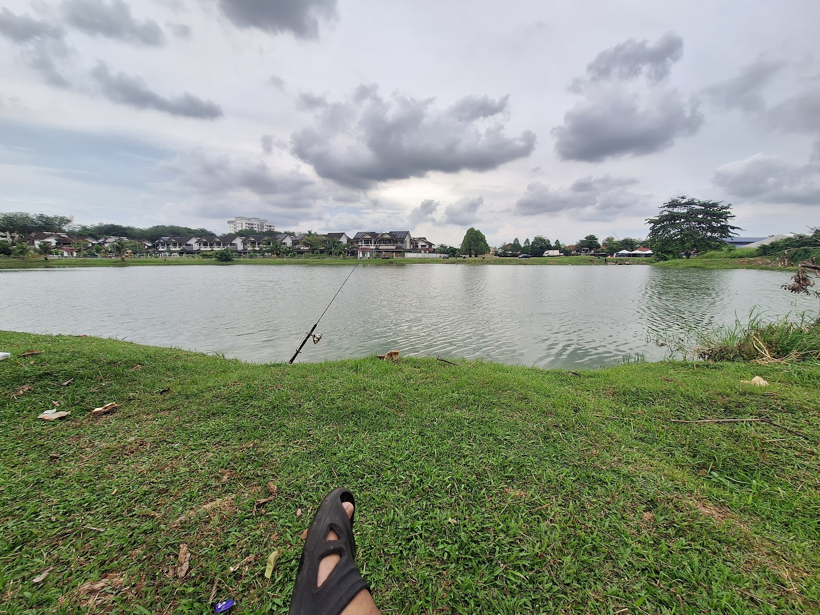 Kolam pancing Kolam takungan 24