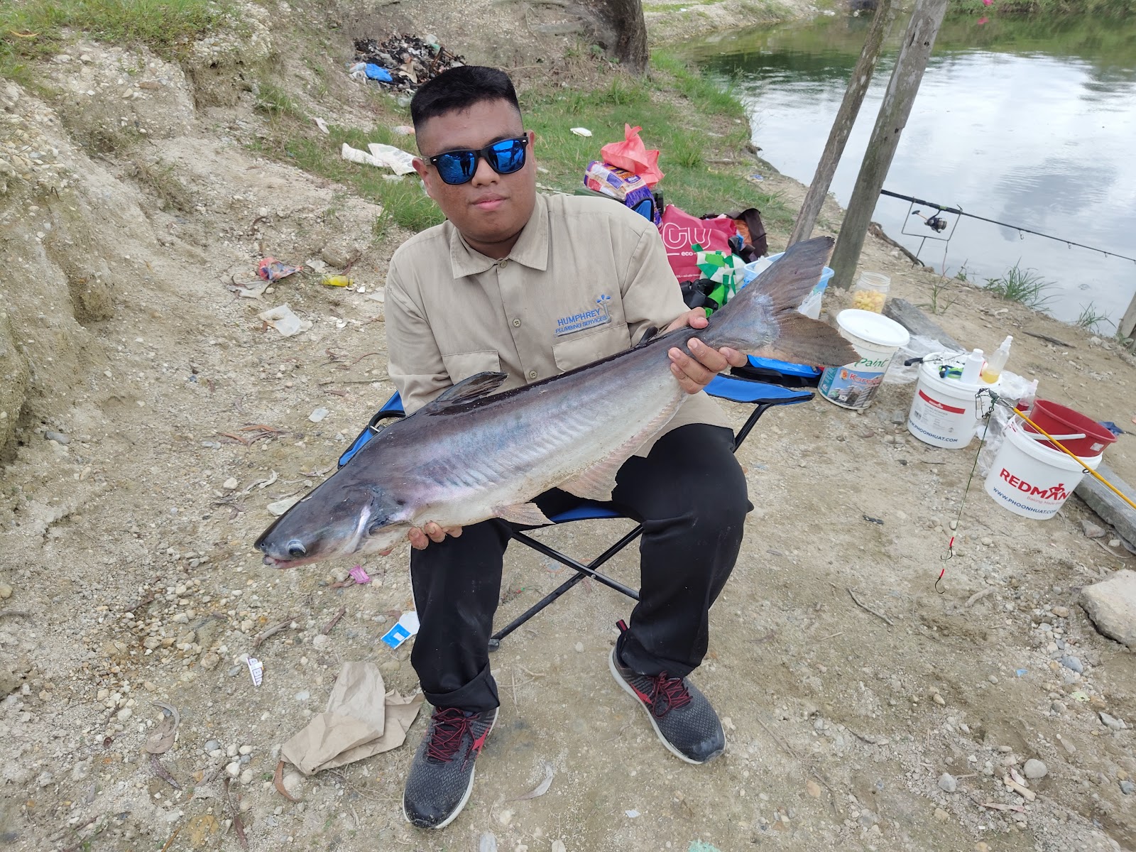 Kolam pancing Kok Fishing Pond Kundang ( WL )