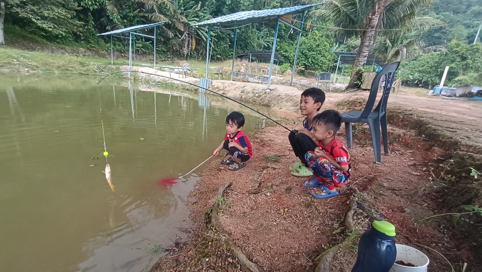 Kolam pancing Tok Batin Fishing Pond