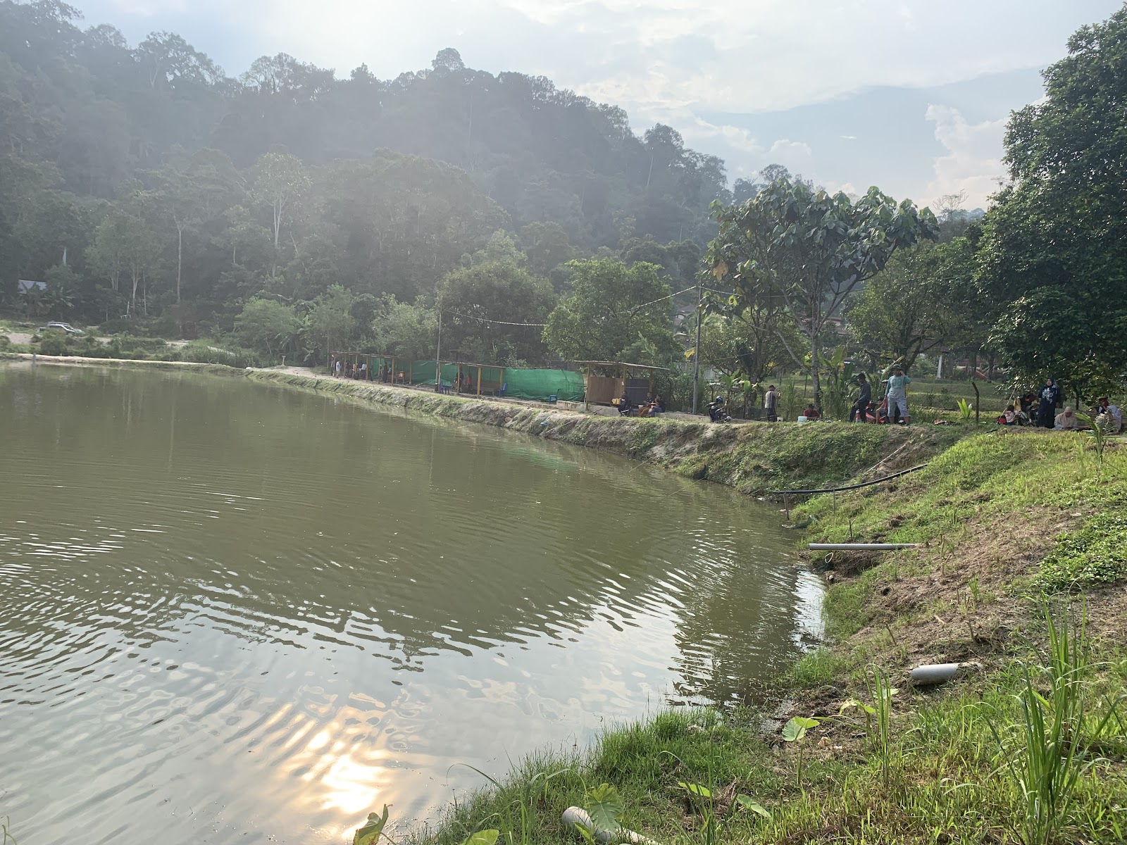 Kolam pancing KOLAM PANCING FITRI