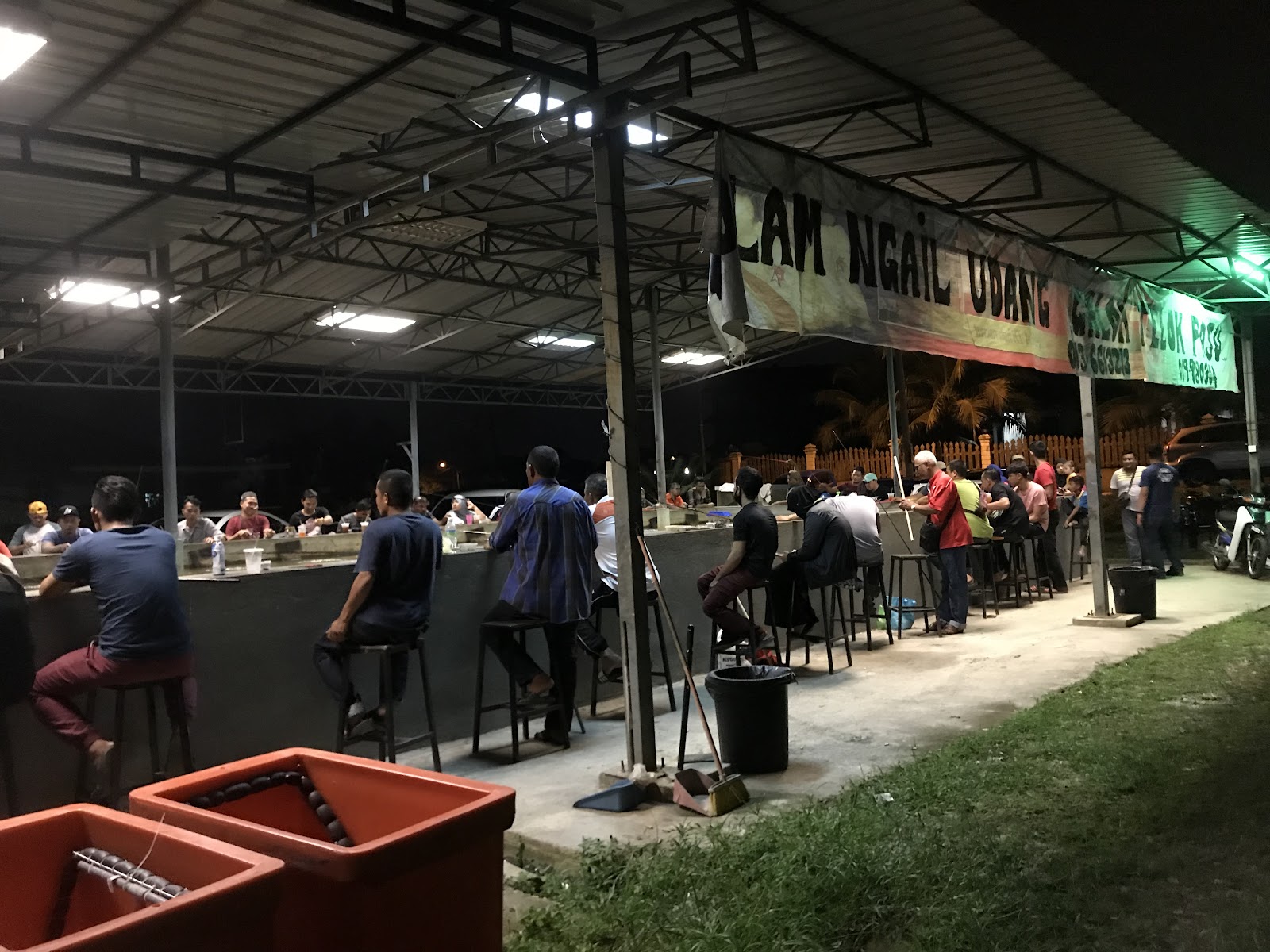 Kolam pancing KOLAM NGAIL UDANG GALOH TELOK PASU