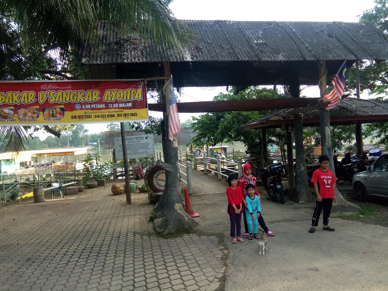 Dataran Pengkalan Penambang, kolam pancing di Kuala Terengganu, Terengganu (gambar 3)