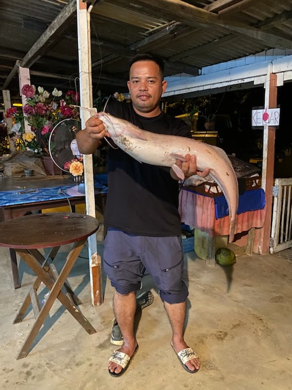 OPG CAMP KOLAM MEMANCING & REKREASI, kolam pancing di Kuala Berang, Terengganu (gambar 3)