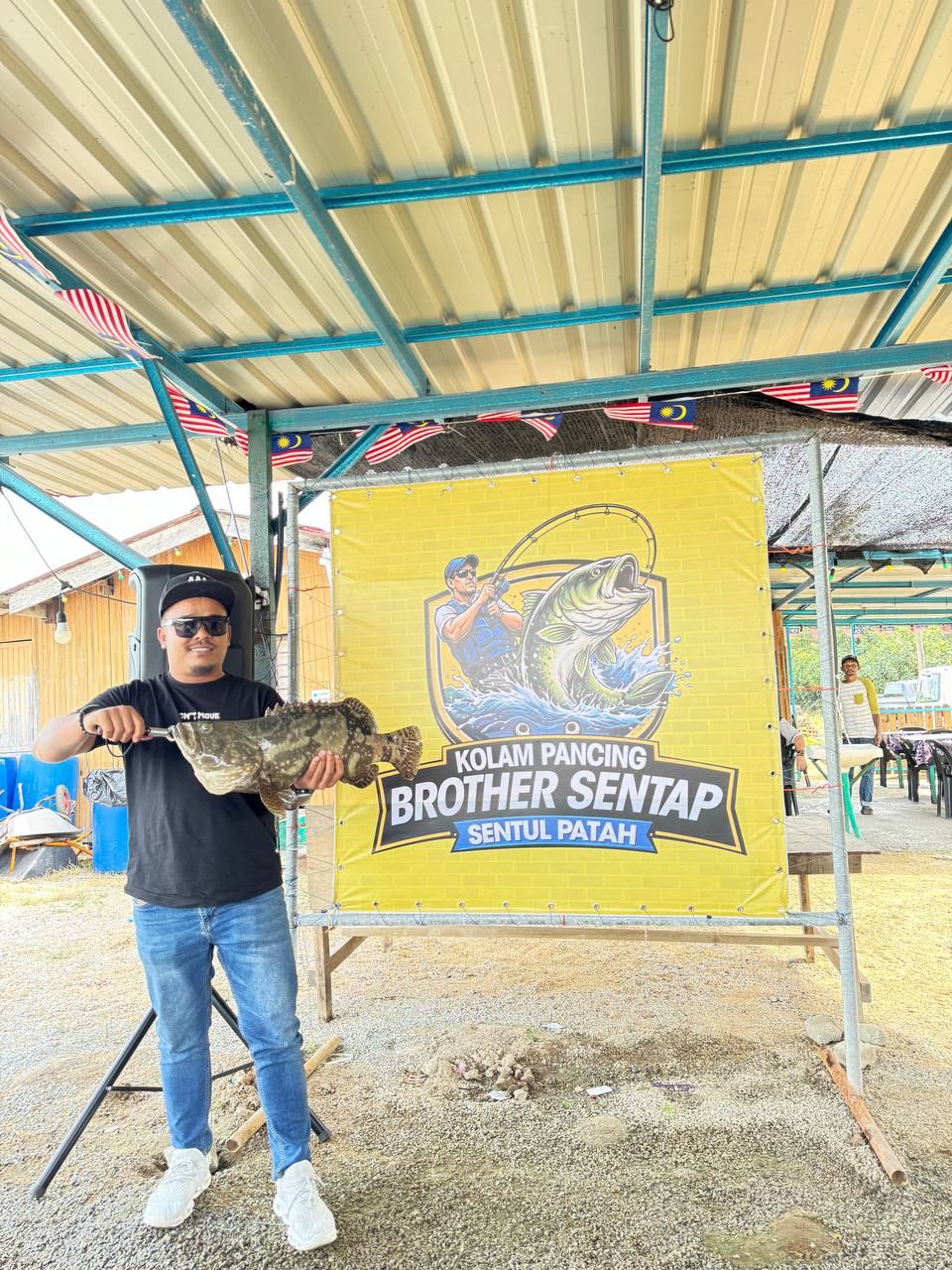 Kolam pancing Kolam Pancing Sentul Patah