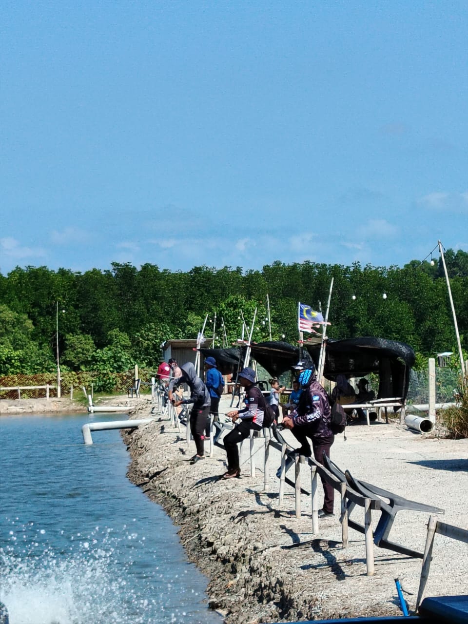 Kolam Pancing Sentul Patah, fishing pond in Marang, Terengganu (photo 2)