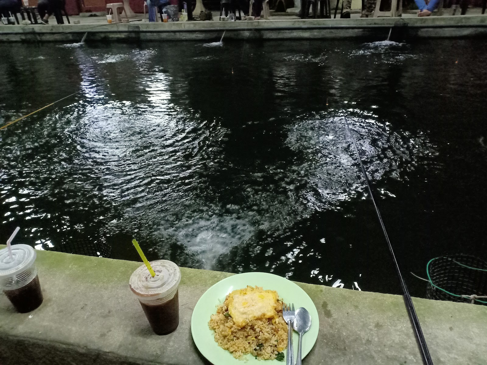 Kolam pancing Kolam Pancing Udang Galah Batu 8