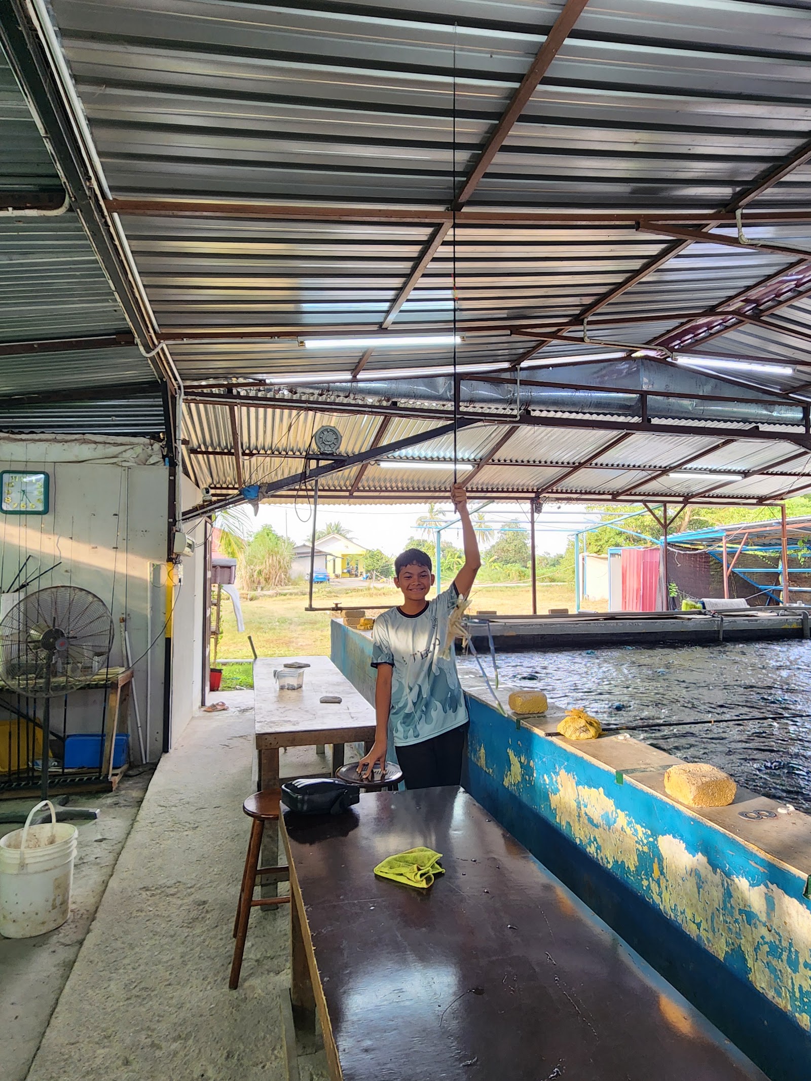 Kolam pancing KOLAM PANCING UDANG GALAH ABANG NASIR