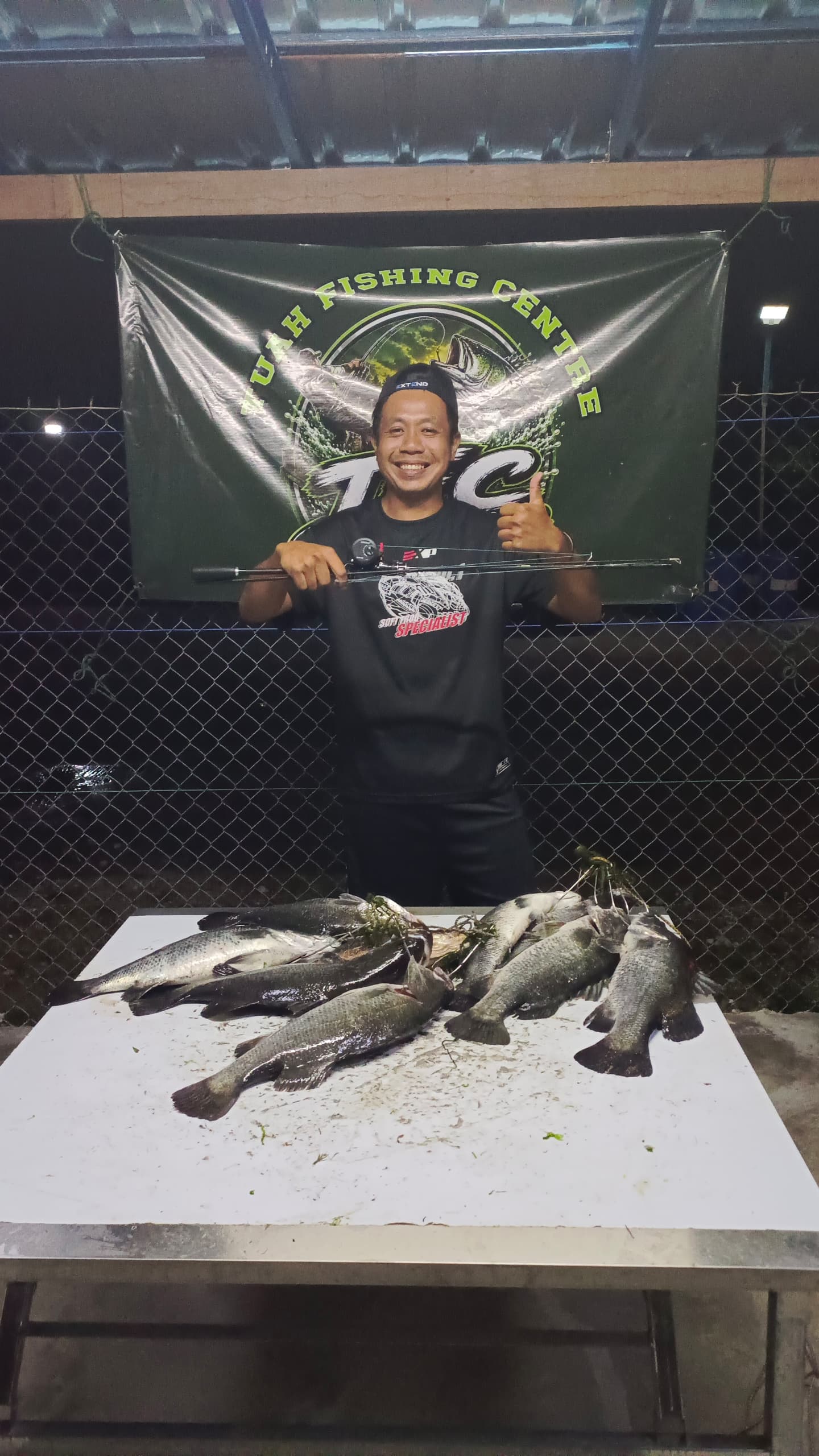 TUAH FISHING CENTER fishing pond