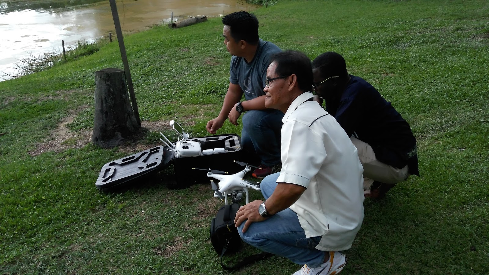 Kolam Tasek Semantan, kolam pancing di Mentakab, Pahang (gambar 3)