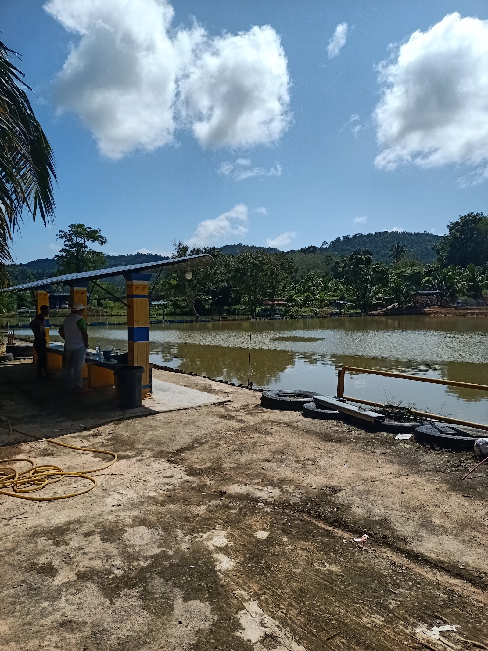 KOLAM PANCING INDRA KAYANGAN, kolam pancing di Jerantut, Pahang (gambar 3)