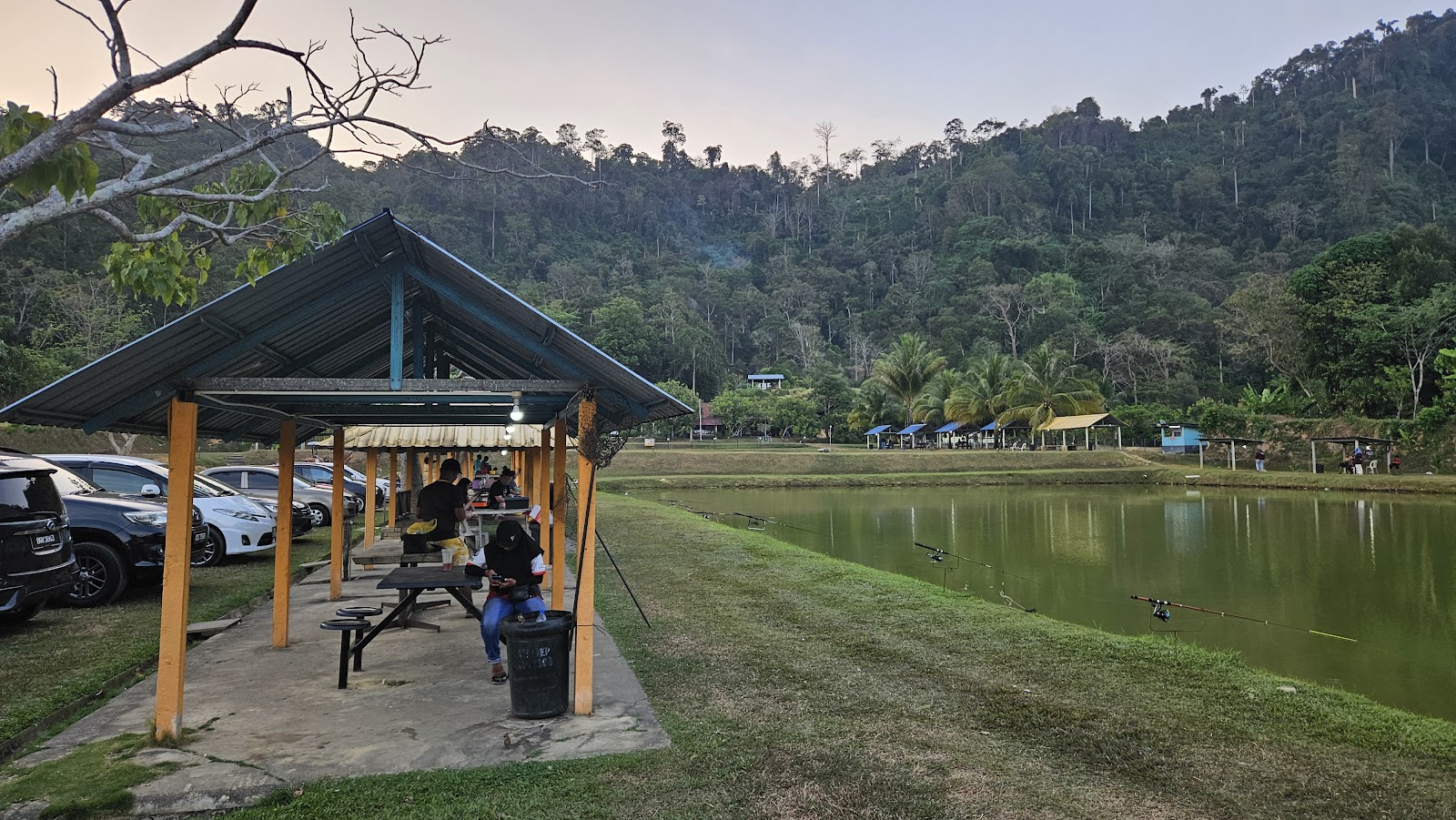 Kolam Memancing A.B.E, Batu Pahat, kolam pancing di Kangar, Perlis (gambar 1)