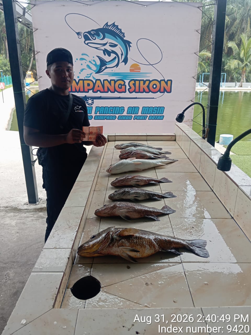 Kolam Memancing Simpang Sikon Enterprise, kolam pancing di Parit Raja, Johor (gambar 3)