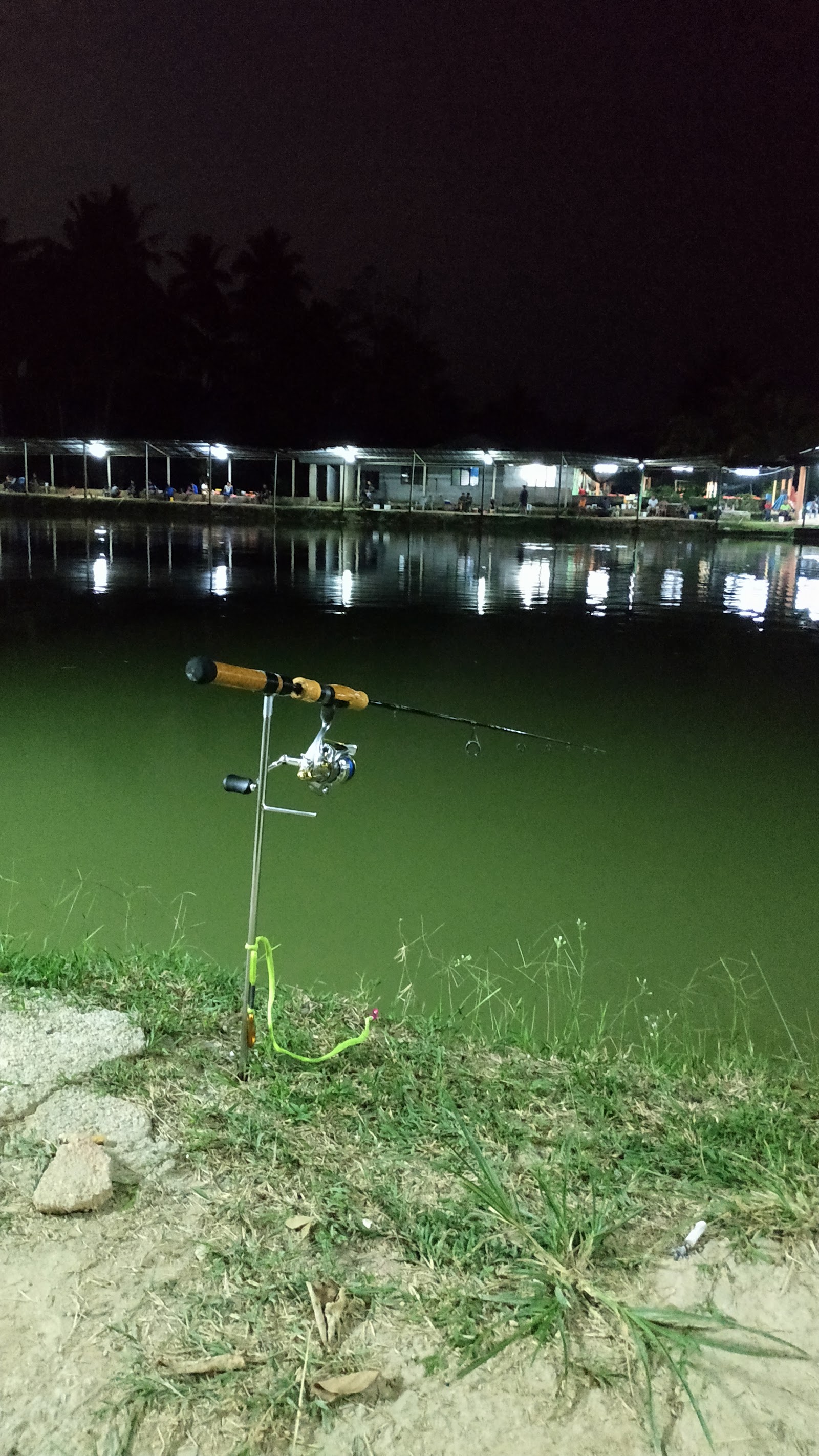 Kolam pancing Kolam Pancing Felda Kemelah