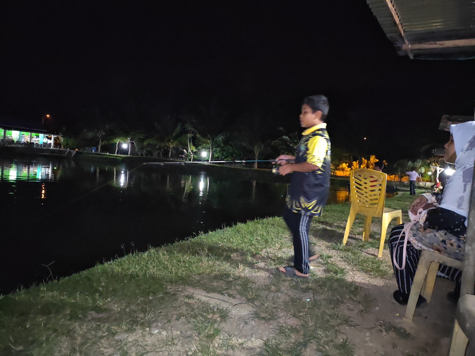 Kolam Pancing Sri Lalat, kolam pancing di Jeli, Kelantan (gambar 1)