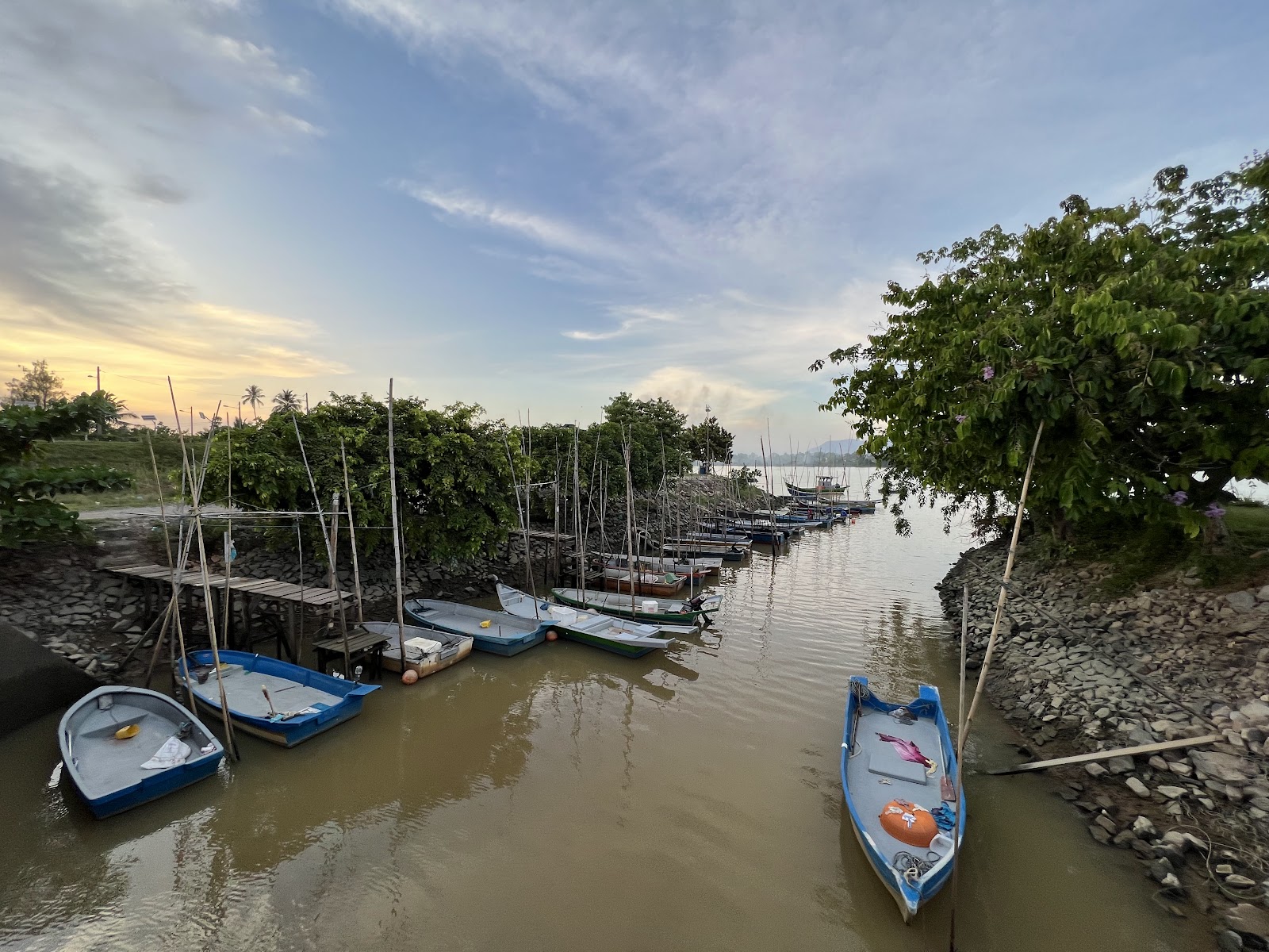 Kolam pancing Tempat memancing udang galah(kumpau)