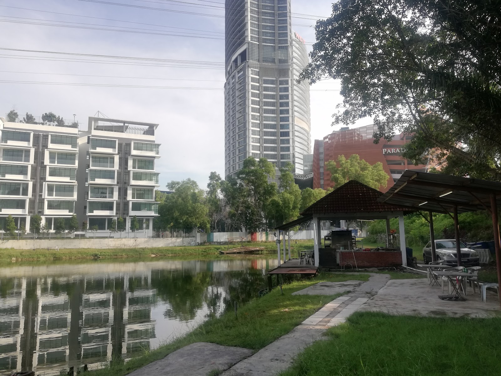 Kolam pancing Kelana Laguna Fishing Pond
