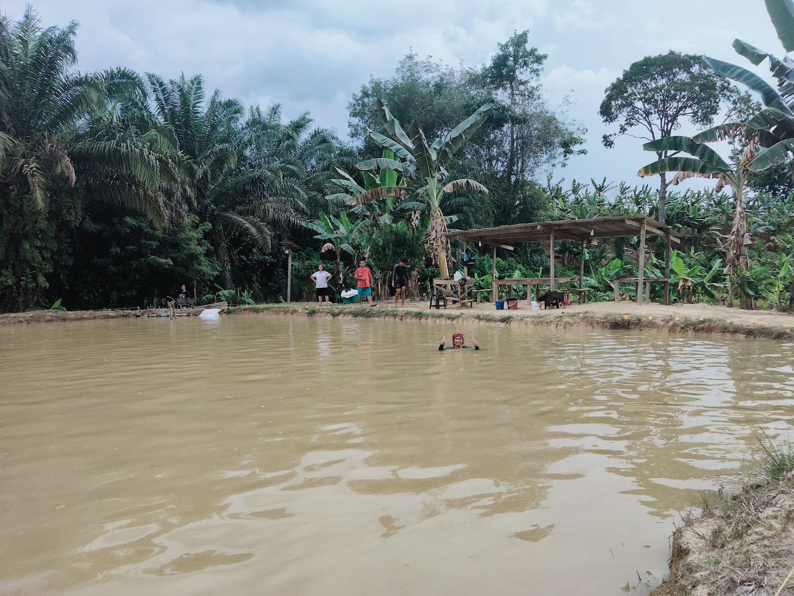 Kolam Damai Lelandang(KDL TENOM) KG LELANDANG fishing pond
