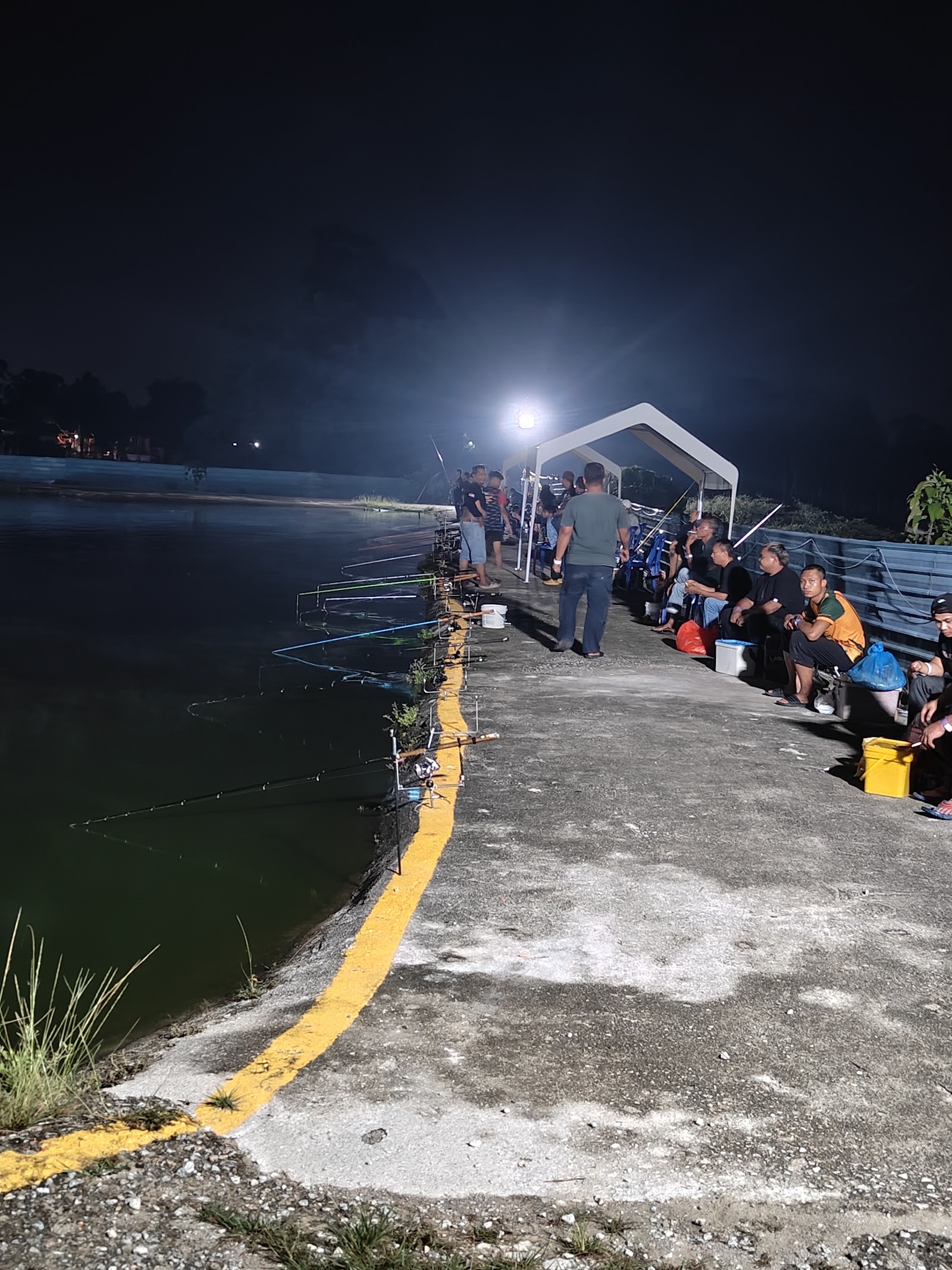 Kolam Pancing PatinKoi, fishing pond in Lenggeng, Negeri Sembilan (photo 3)