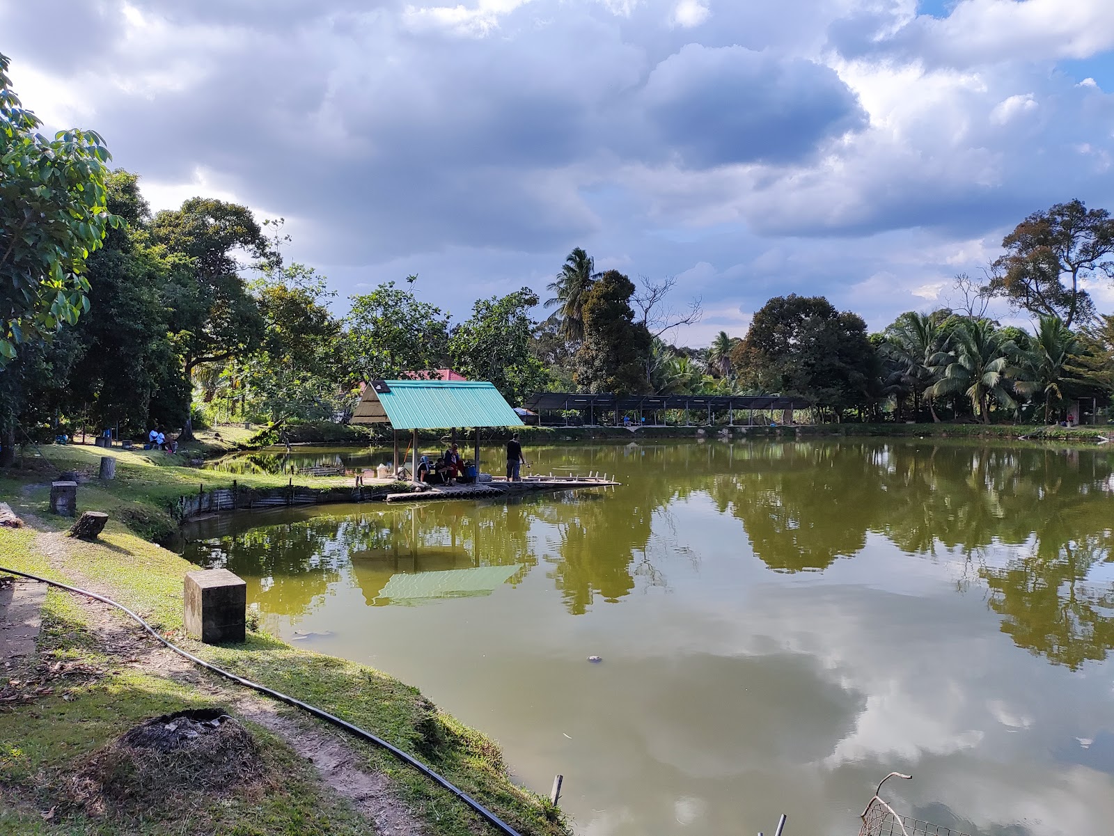 Kolam pancing Kolam Pancing Lombong Melintang (Kolam Mae)