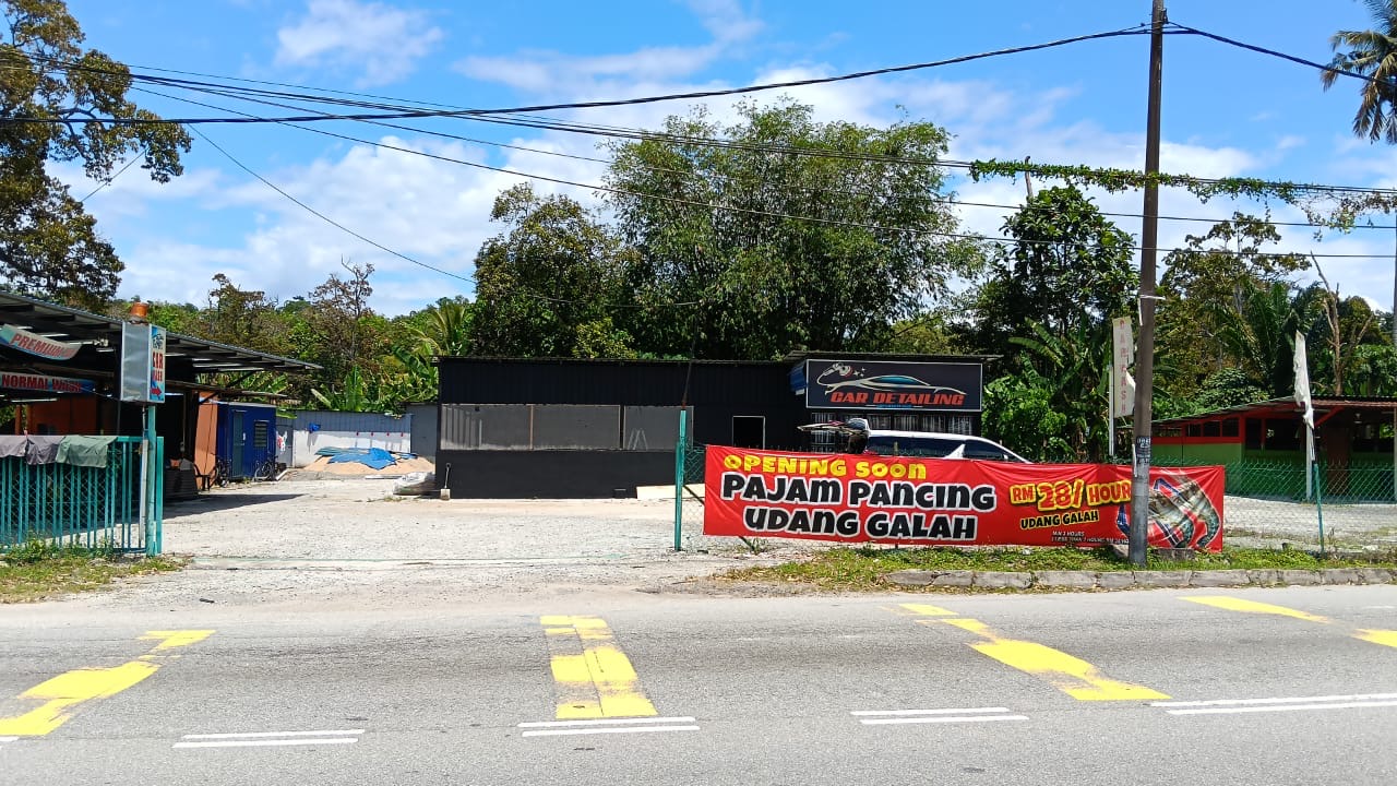 Kolam pancing Kolam Pancing Udang Galah Nilai