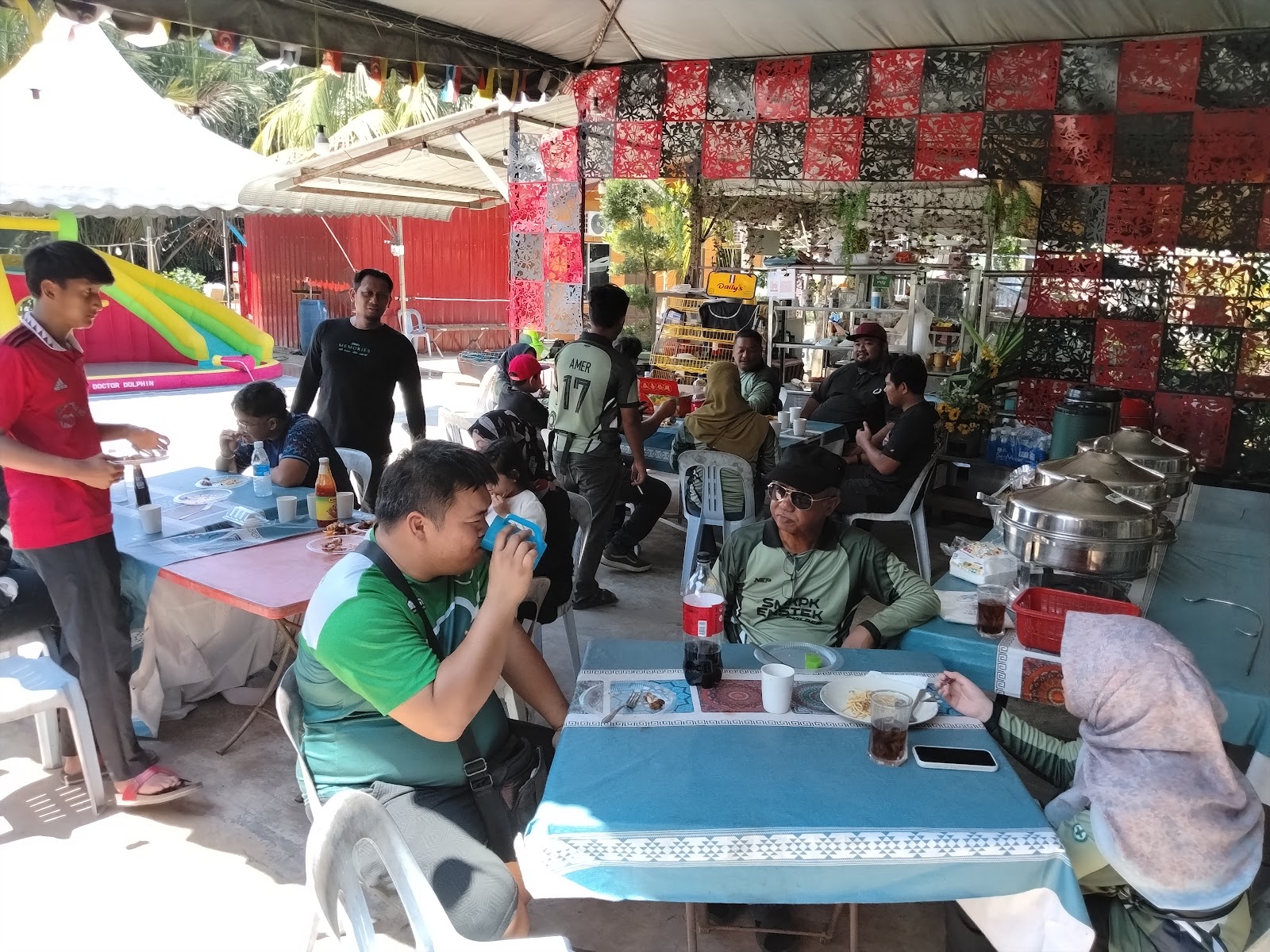 Kolam Pancing, Ramlee Kanopi & Kedai Makan, kolam pancing di Labu, Negeri Sembilan (gambar 3)