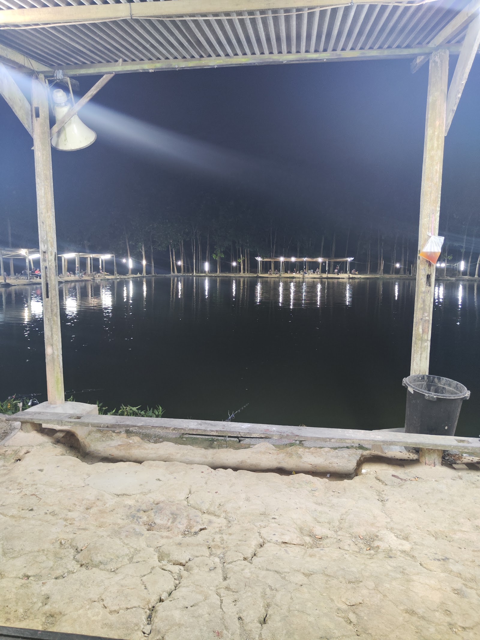 Kolam Pancing Safirus, fishing pond in Tanjung Ipoh, Negeri Sembilan (photo 2)