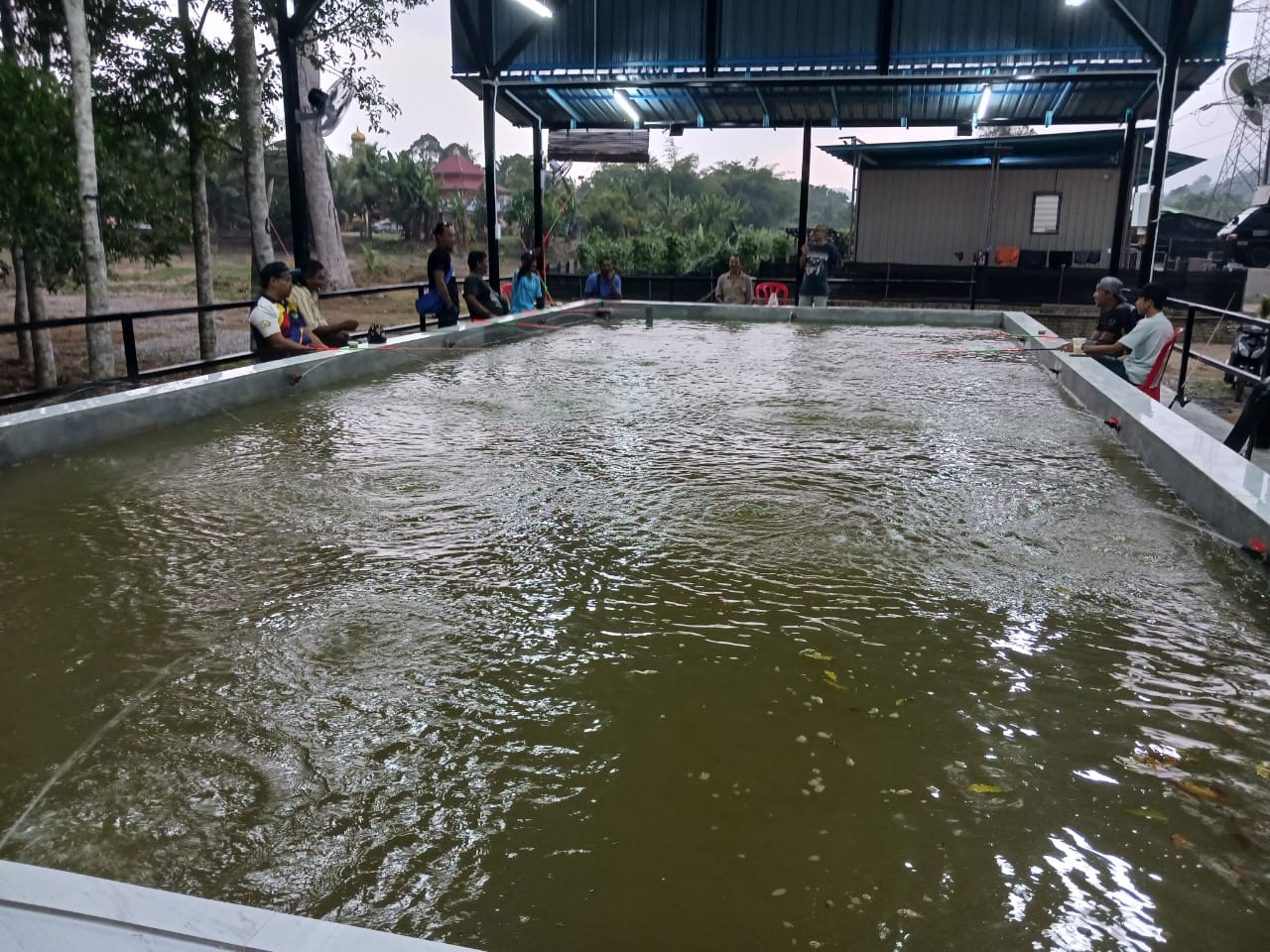 Kolam pancing Kolam Pancing Parit Seberang