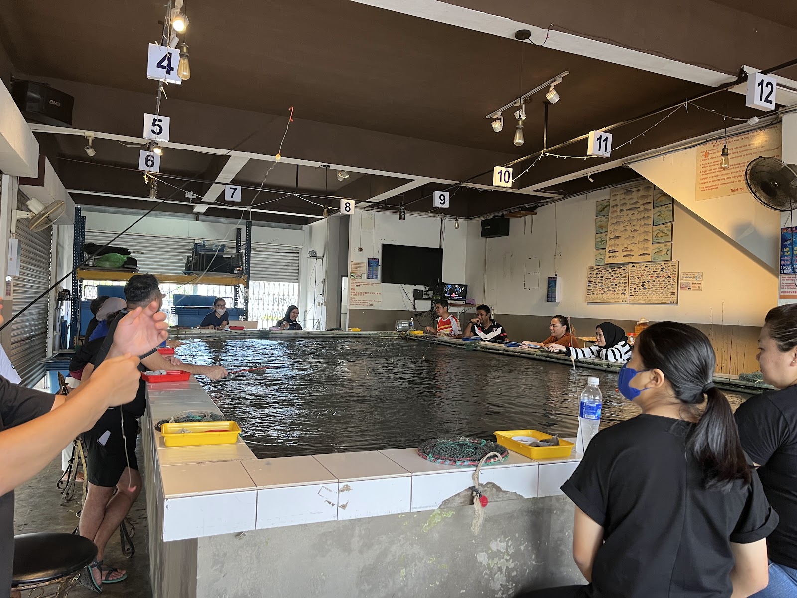 Kolam pancing Jeff Prawn Fishing Center Miri