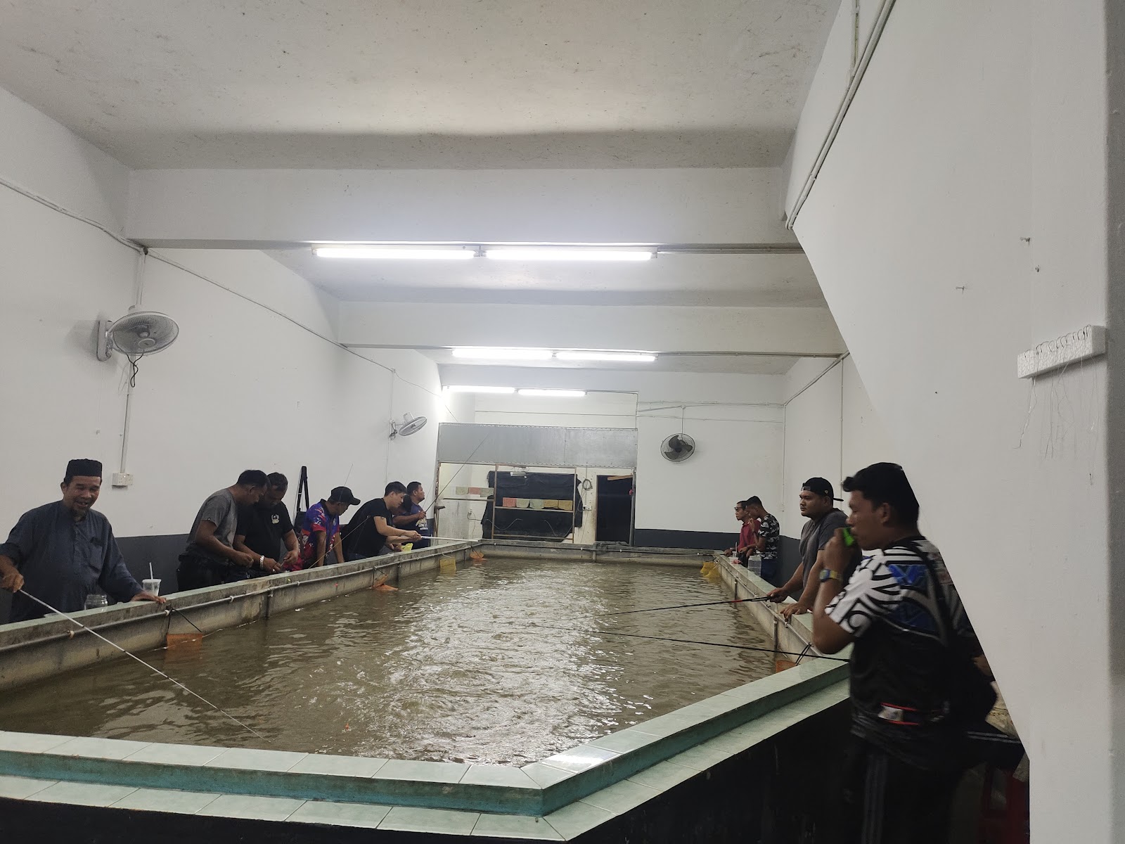 Kolam pancing Kolam Pancing Udang Galah | Taman Bersatu 2